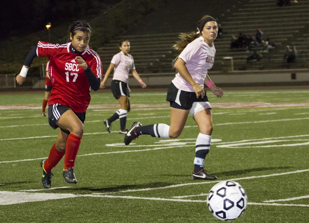 Vaqueros tie rival Ventura