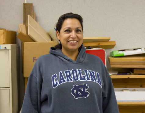 Susan Sheppard is enrolled in the construction technology program held at Santa Barbara City College’s Wake Center, Nov. 19, in Goleta, Calif. Sheppard works at the University of California, Santa Barbara.