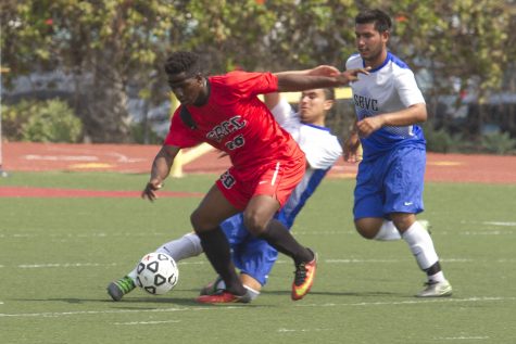 City College Vaquero Sadiki Johnson maintains possession of the ball as Brandon Solorzano (left) and Fernando Ramirez from San Bernardino Valley College attempt to steal it. The match took place Friday, Aug. 26 City College’s La Playa Stadium. The Vaqueros were defeated 0-2.