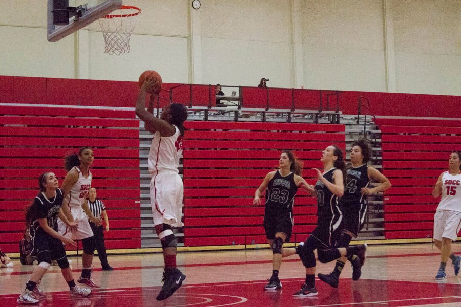 City College Vaquero Jada Clark (No. 44) tries to get her team back in the lead during the second quarter against the Cuesta City College Cougars held on Saturday, Feb. 4, 2017, in the Sports Pavilion. The Vaqueros took the win with a final score of 82 to 73.