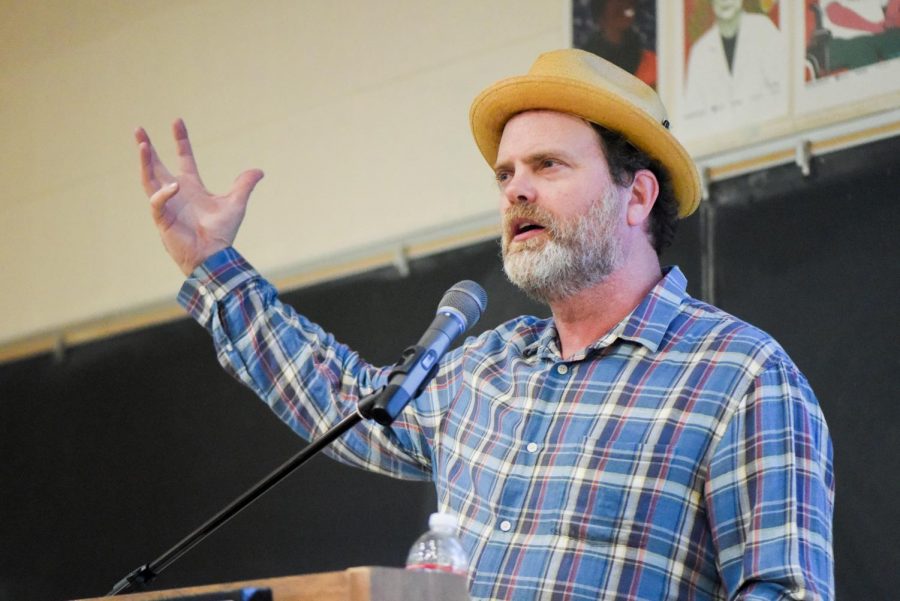 Rainn Wilson had the packed lecture hall laughing throughout his stories from his life, Baha’i faith, and foundation Soul Pancake on Thursday, April 25, 2019, in the Physical Science Room 101 at City College in Santa Barbara, California. Phi Theta Kappa and the Middle East studies department hosted the event.