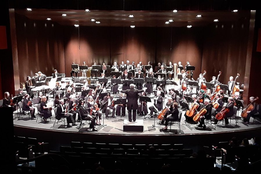 The SBCC Symphony Orchestra takes the stage on Sunday, Nov. 24, 2019 in the Garvin Theatre at City College in Santa Barbara, Calif. 