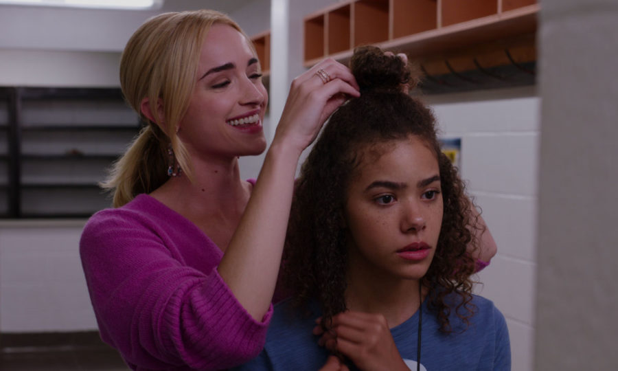 Screen grab from "Ginny and Georgia," available on Netflix