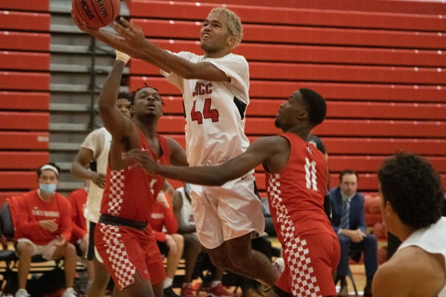 No. 44 Elijah Simpson splits the defense during a game against the Bakersfield College Renegades on Tuesday, Nov. 9 at the Sports Pavilion at City College in Santa Barbara, Calif. The Renegades would go on to win 88-78.