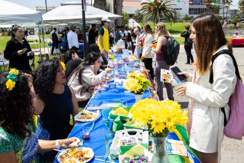 City College community members gather to celebrate the Unity In The CommUNITY festival on April 27 in Santa Barbara, Calif. The festival was put together to showcase the different cultural backgrounds of City College community members.