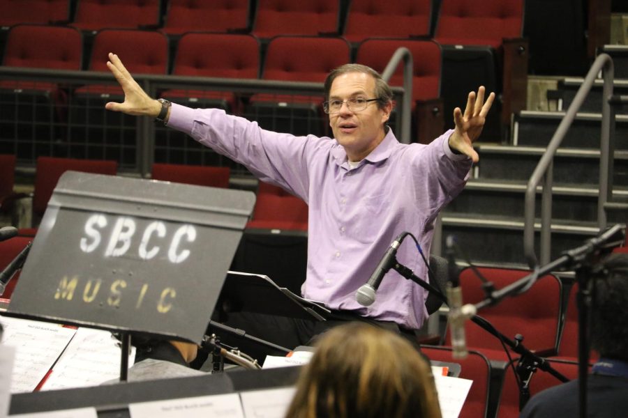 Professor Eric Hediner conducts "Seven's The One" for City College's Good Times Big Band on Nov. 17 at the Garvin Theatre in Santa Barbara, Calif.