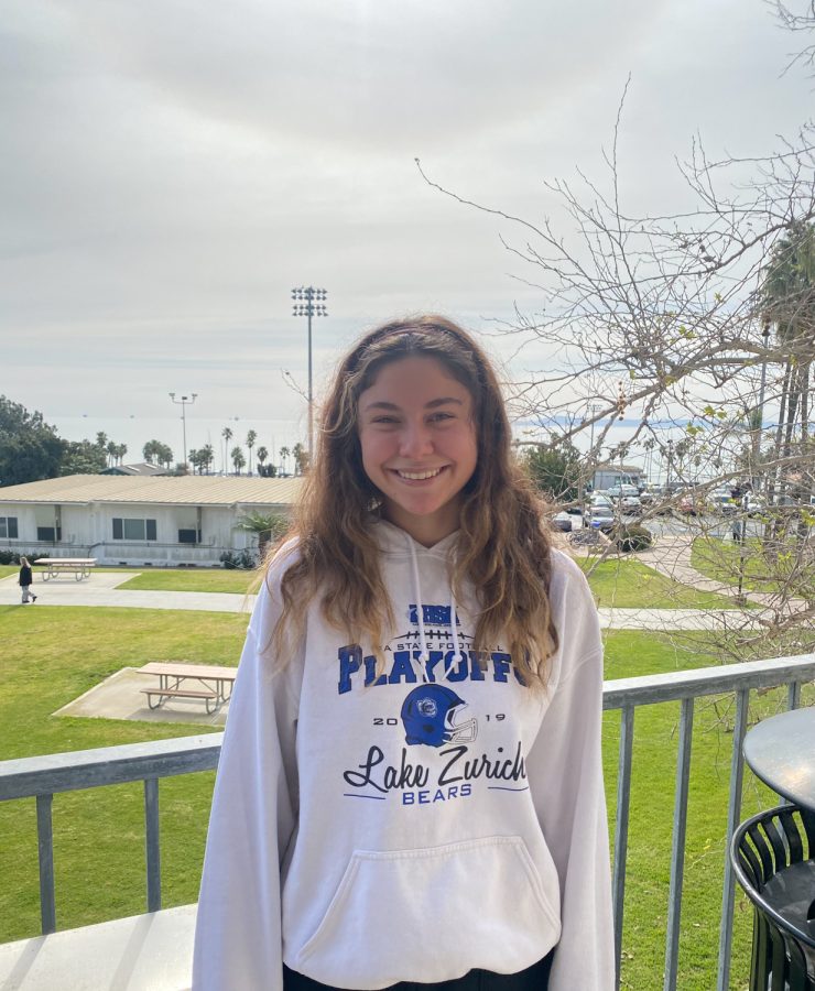 Sofia+Stavins+was+doing+homework+outside+on+East+Campus+when+her+friend+Lauren+Venhaus+told+her+to+smile+for+a+photo+on+Feb.+15+in+Santa+Barbara+Calif.