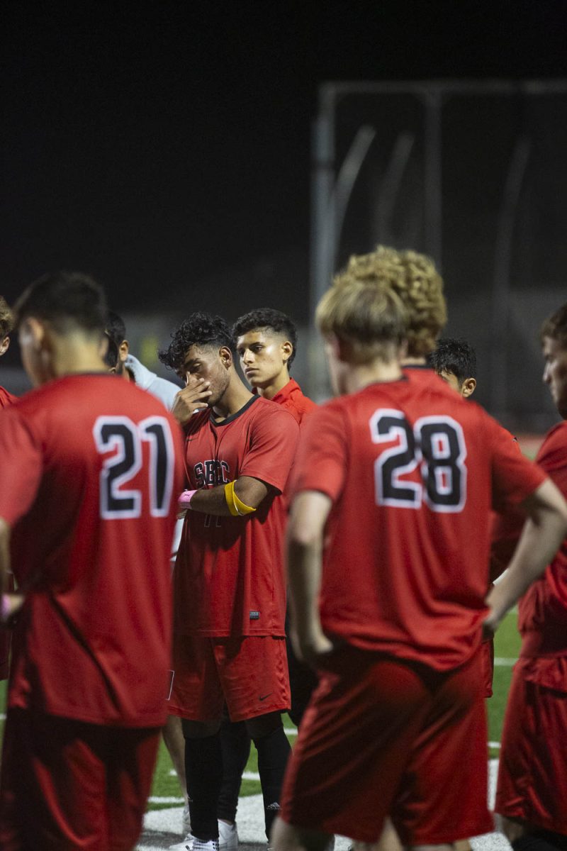 The disappointed Vaqueros gather for a word with their coach after their 3-0 loss to the Condors on Oct. 16 at La Playa Stadium in Santa Barbara, Calif. The next men’s soccer game will take place on Tuesday, Oct. 21 at Moorpark College.