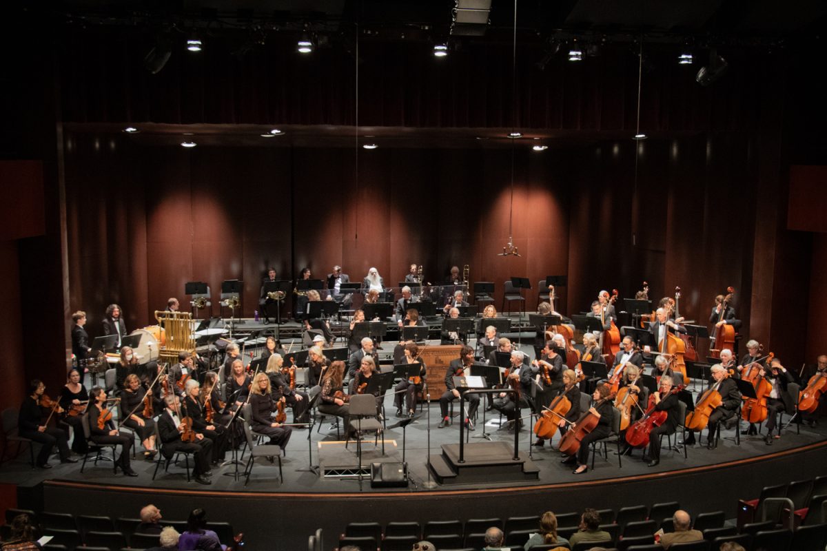 The+SBCC+Symphony+prepares+for+their+semester+debut+with+guest+conductor+Valerie+Malvinni+on+Dec.+3+at+the+Garvin+Theatre+in+Santa+Barbara%2C+Calif.+The+group+rehearse+together+weekly+for+one+final+big+performance+as+the+curtains+close+for+the+semester.