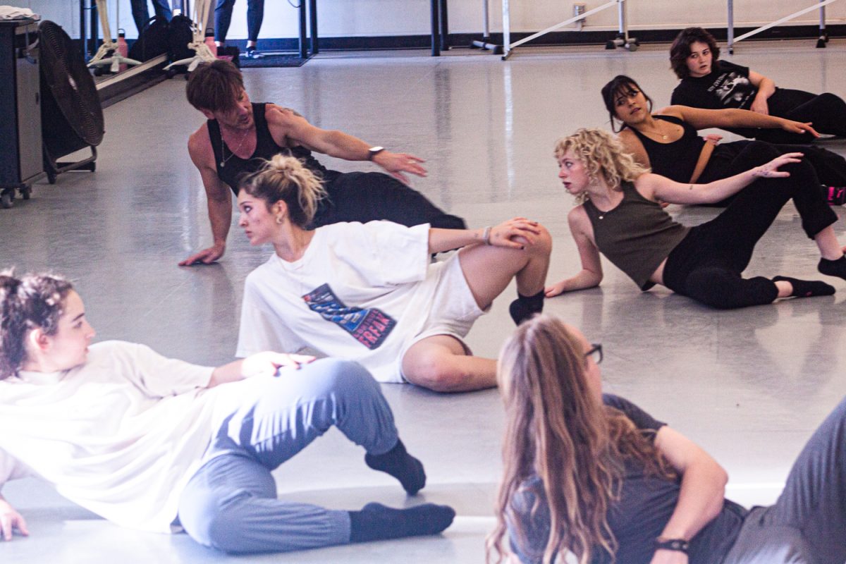 Tracy Kofford teaches the beginning modern dance class on Nov. 16 at City College in Santa Barbara, Calif. The class has about 25 students enrolled.
